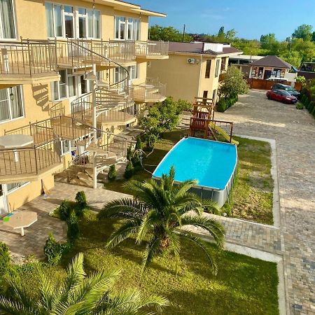Mini Hotel Diva Alakhadzi Ngoại thất bức ảnh