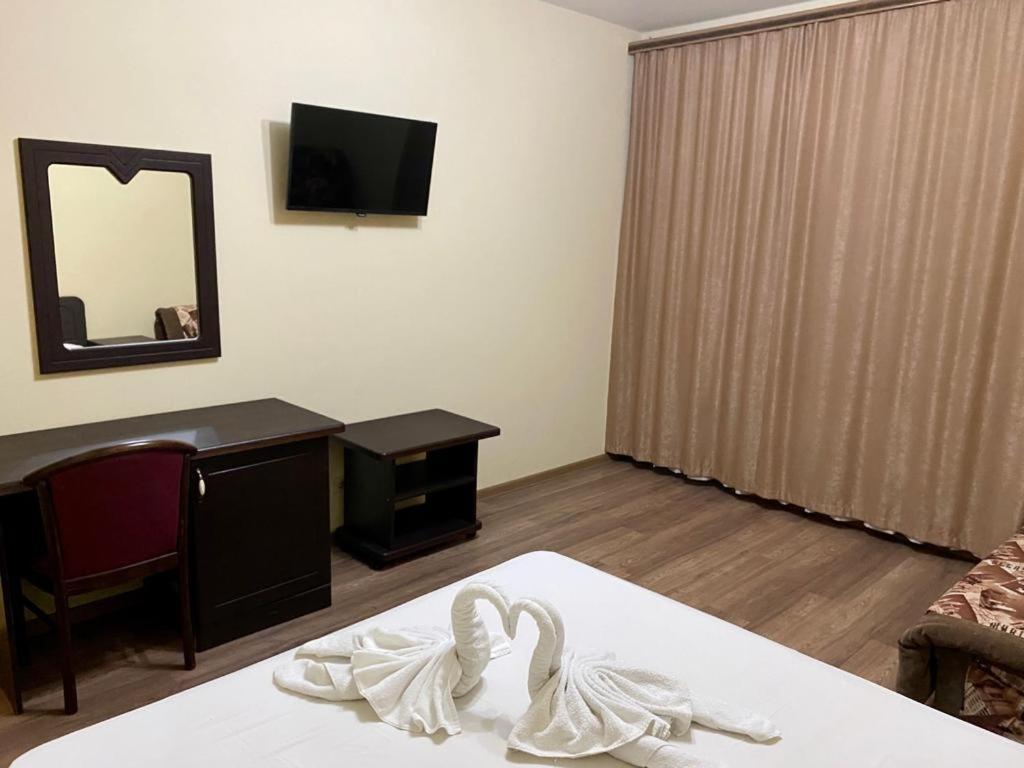 Mini Hotel Diva Alakhadzi Ngoại thất bức ảnh