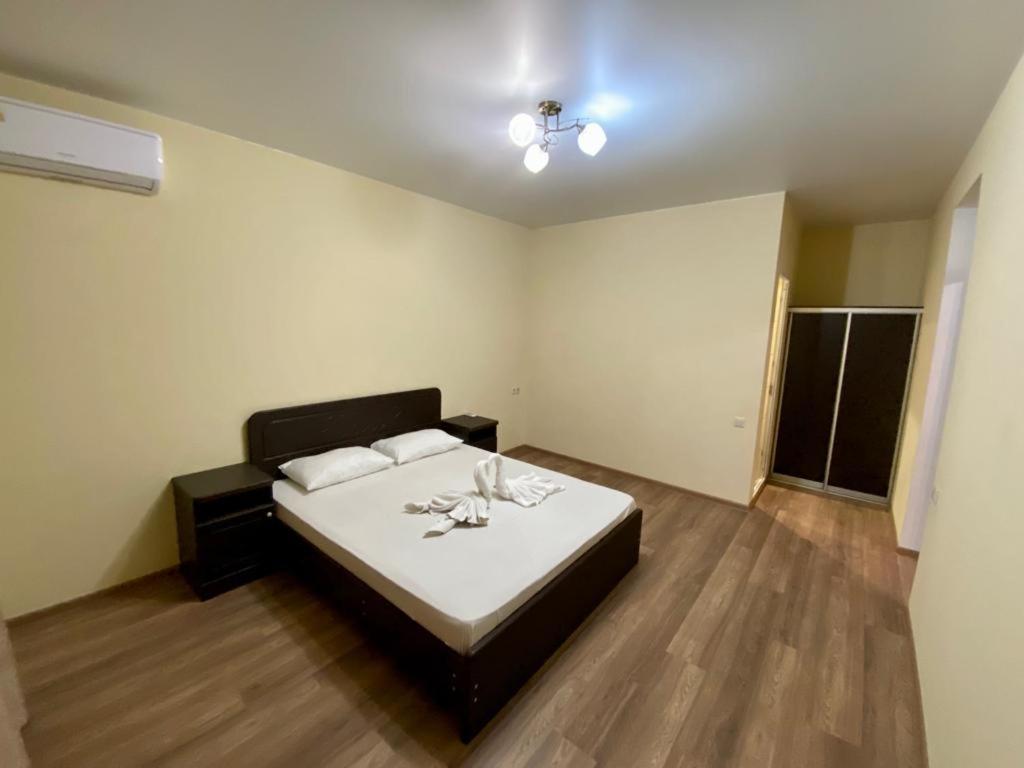 Mini Hotel Diva Alakhadzi Ngoại thất bức ảnh