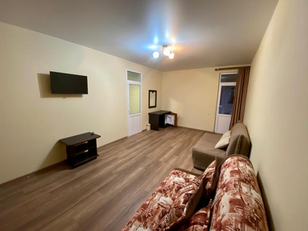 Mini Hotel Diva Alakhadzi Ngoại thất bức ảnh